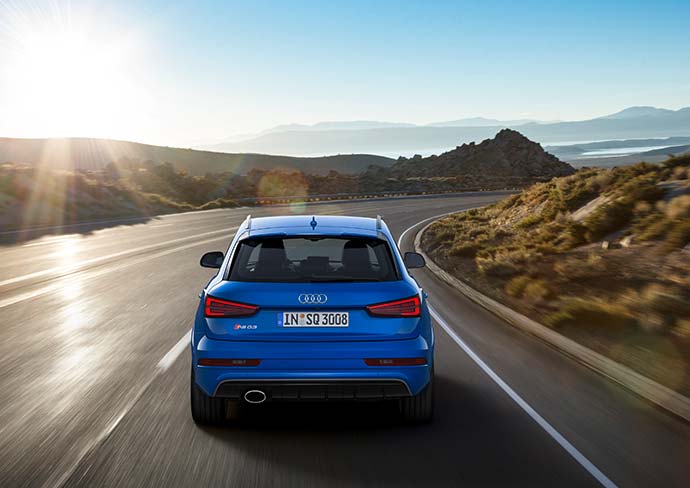 novi-Audi-RS-Q3-performance-zadaj